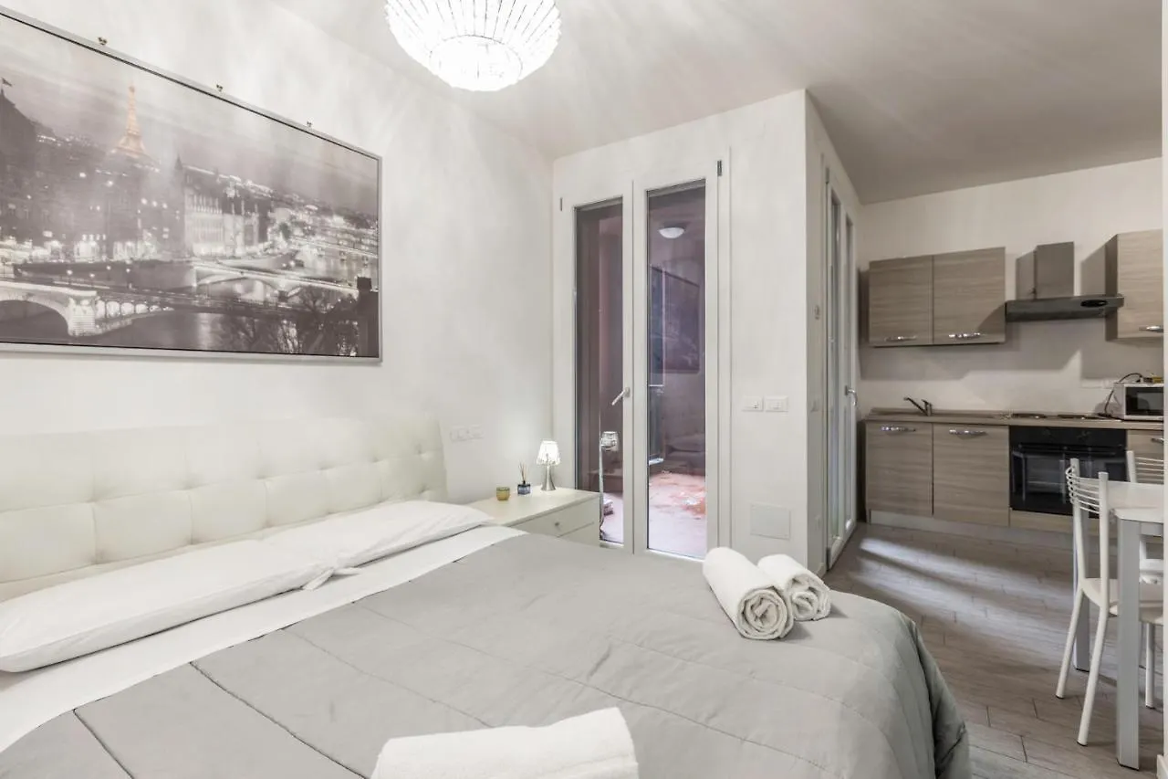 Appartamento Freud 4 By Short Holidays 0*, Bologna Italy